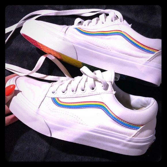 vans old skool pride